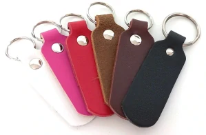 Kožená kľúčenka ZADARMO pri nákupe nad 40 eur