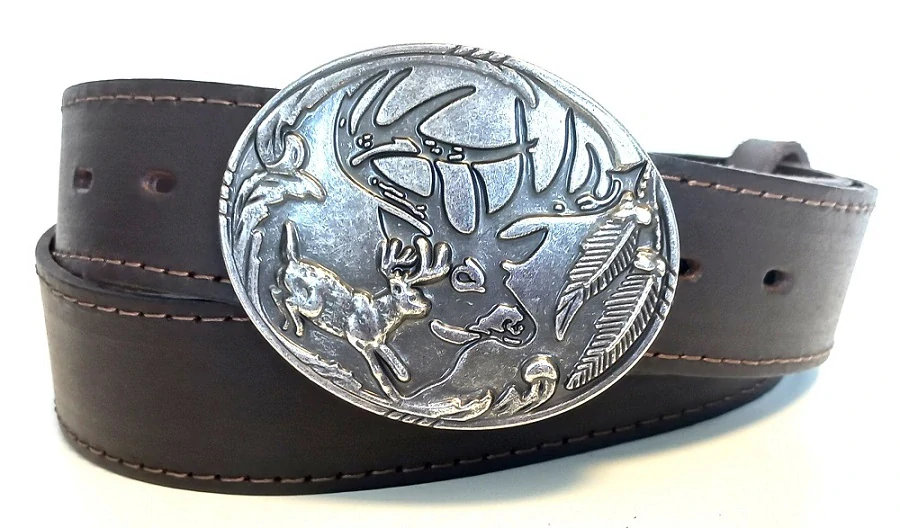 Opasky kožené s jeleňom na pracke