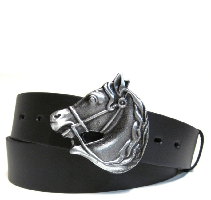 Kožený opasok kôň